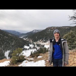 Meet your Posher, Riley